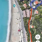 Una Finestra Sul Mare Monolocale דירה *