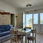 Una Finestra Sul Mare Monolocale Apartment *