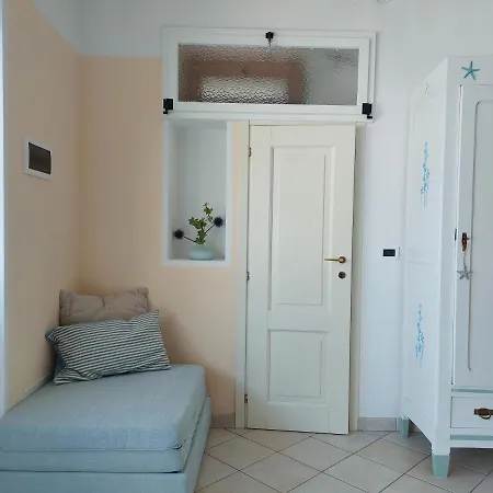 Una Finestra Sul Mare Monolocale Appartement Bergeggi